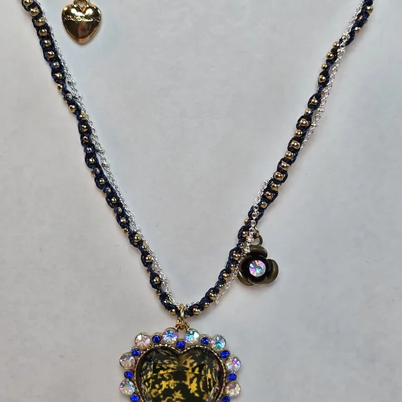 Betsey Johnson Gold and Navy CRYSTAL Heart Necklace with Iridescent Accents - Picture 2 of 12